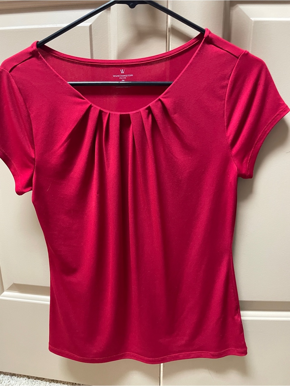 Worthington Women's Red Pleated Neck Short Sleeve Top